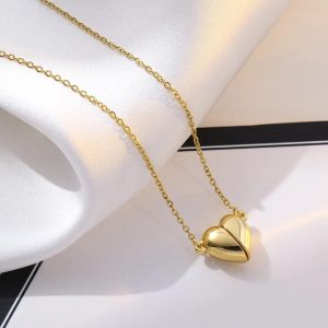 Necklace for girls - heart shape pendent